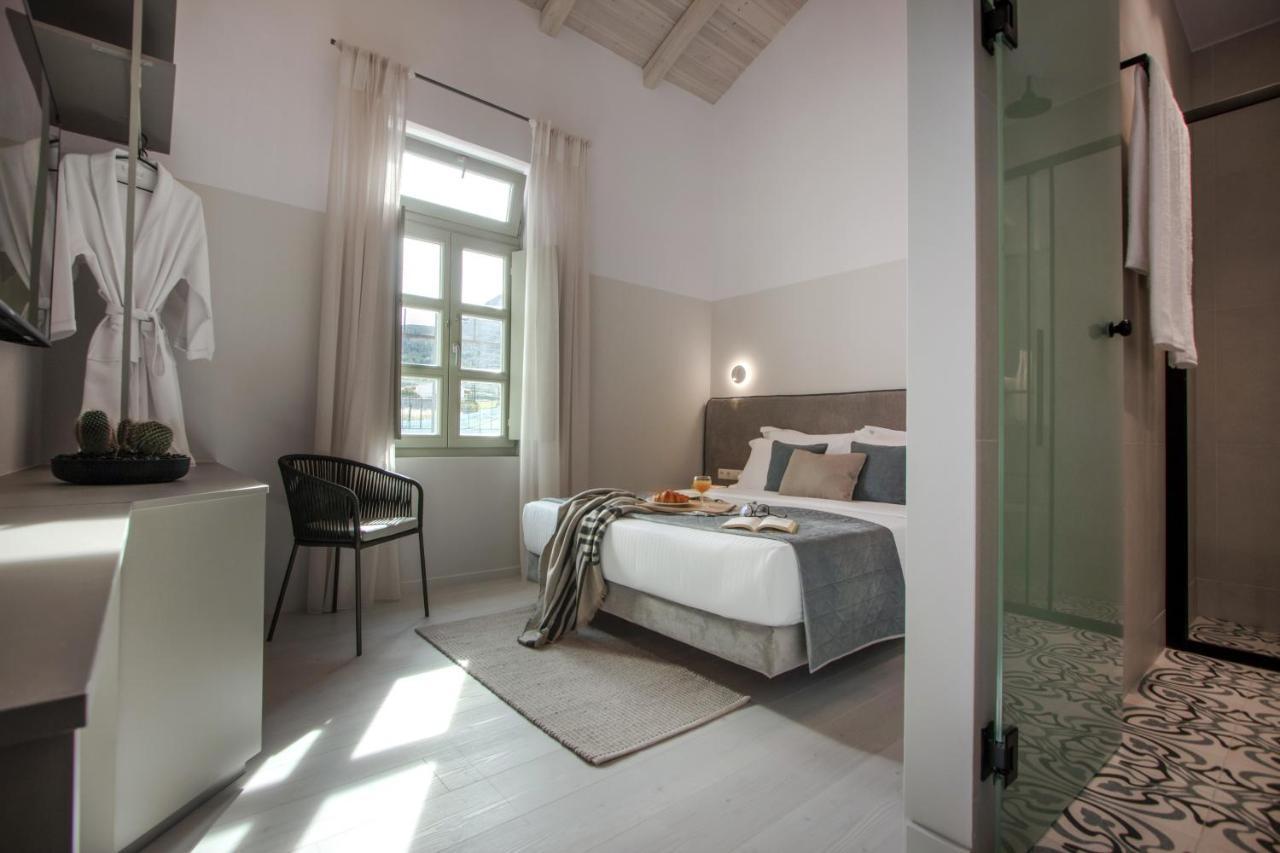 Octavia Rooms Corinth Экстерьер фото