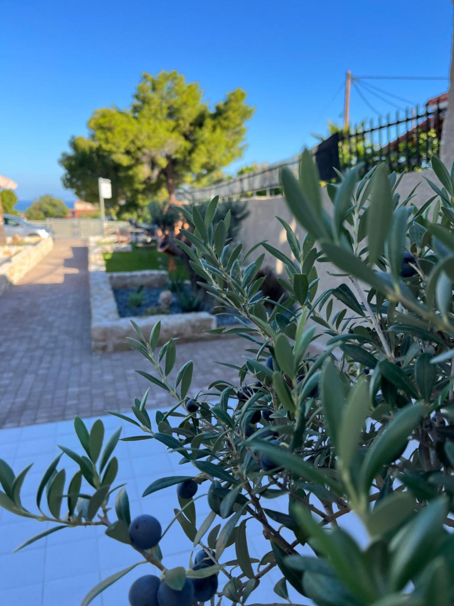 Octavia Rooms Corinth Экстерьер фото